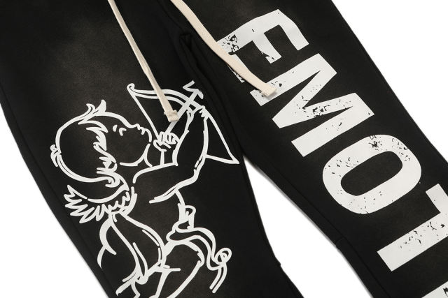 28475745 Logo Print Washed Version  Cupid  Flared sweatpants 2 colors