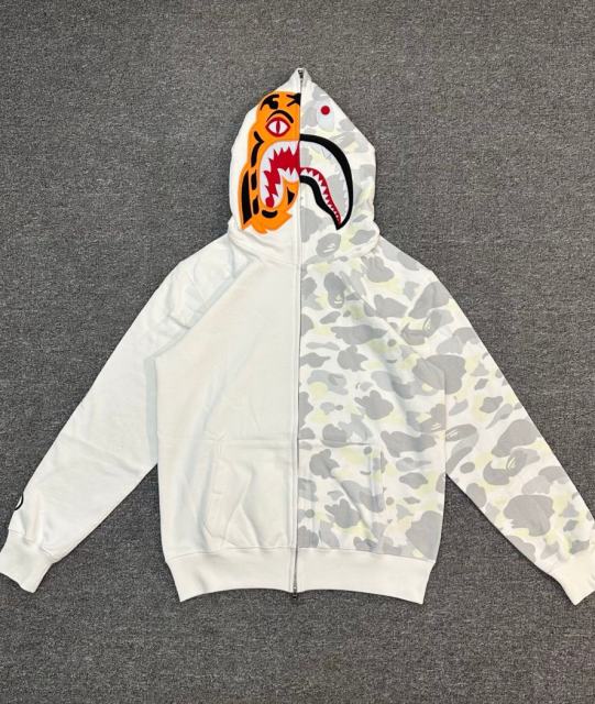 [Best Quality] 1:1 Bape Tiger Glow in the Dark Half Camo Hoodie