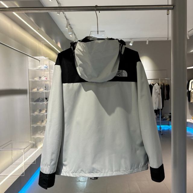 TΝF 1990 Gore Tex Waterproof Jacket