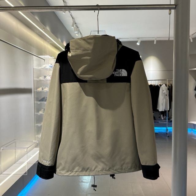 TΝF 1990 Gore Tex Waterproof Jacket