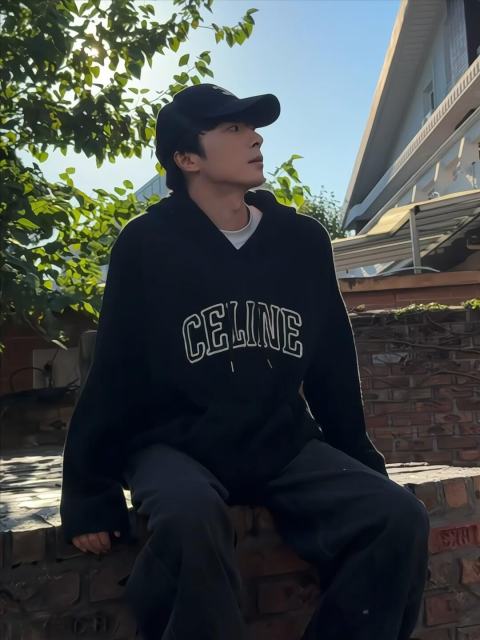 1:1 quality version 28471240 Openwork Letter Embroidered Sweater Hoodie