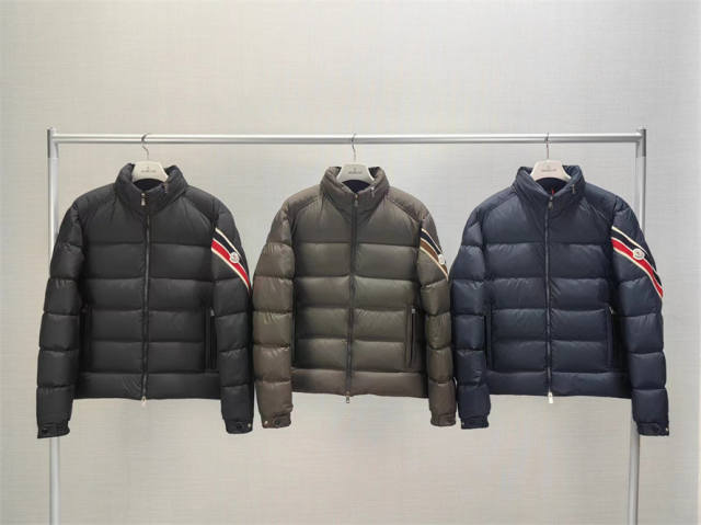 Moncler Down Puffer Jacket Gray Color