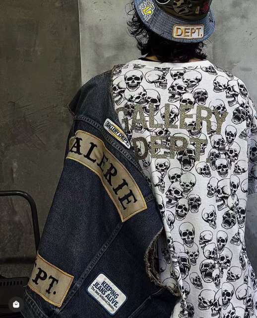 1:1 Top Quality 28354988 Full-print skull print Tee