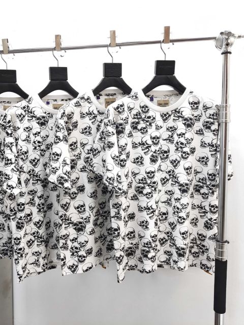 1:1 Top Quality 28354988 Full-print skull print Tee