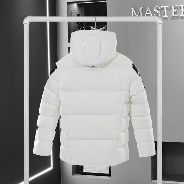 1:1 Top Quality Mοοse Knuck1es Down Jacket