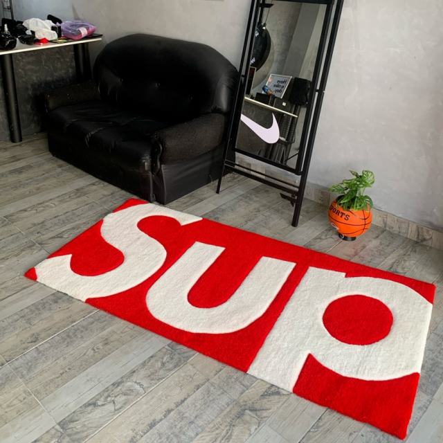 Sup Red Rug