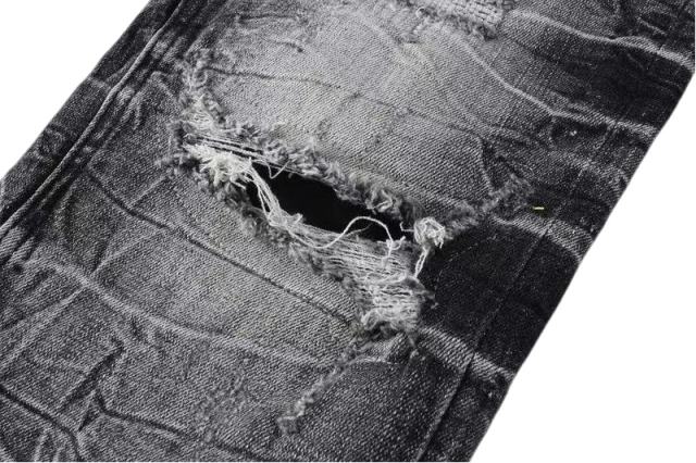 1:1 quality version Ragged Pattern Ripped Jeans 28700615