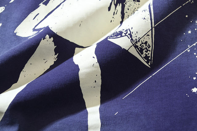 Rain-Soaked Little Girl Print Washed Version Tee 28704430