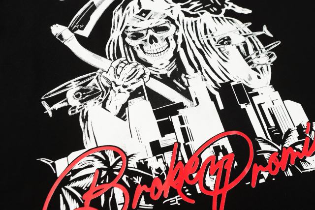 Color-Blocked Grim Reaper War Print Tee 28703159