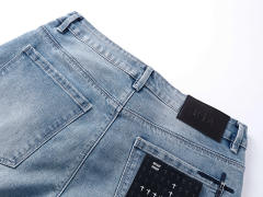 Embroidered Logo Distressed Jeans 28750121