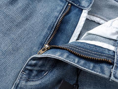 Embroidered Logo Distressed Jeans 28750121