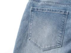 Embroidered Logo Distressed Jeans 28750121
