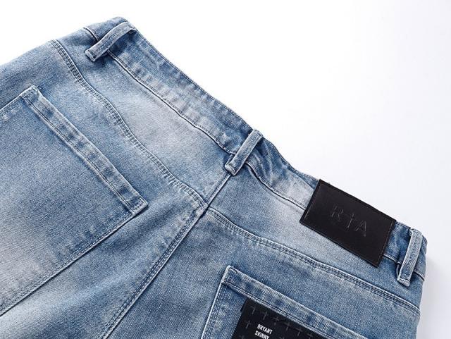 Knee-Ripped Jeans 28750137