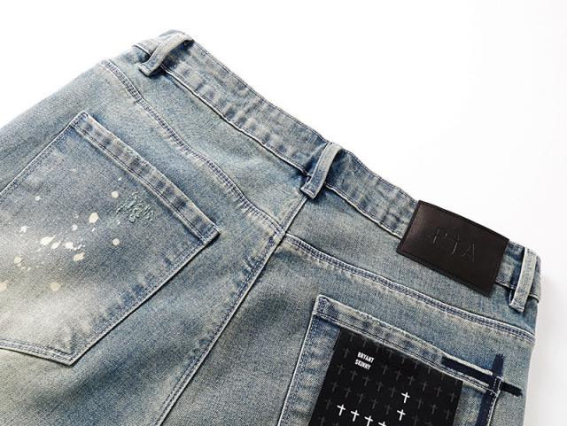 Embroidered Letter Splatter-Print Jeans 28750111