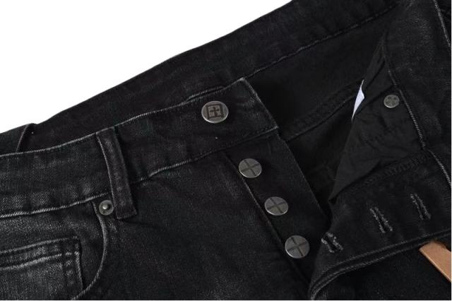 1:1 quality version Red Letter Embroidery Hole Jeans 28700618
