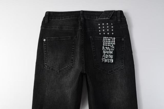 1:1 quality version Hollowed-out embroidered logo ripped jeans 28694083
