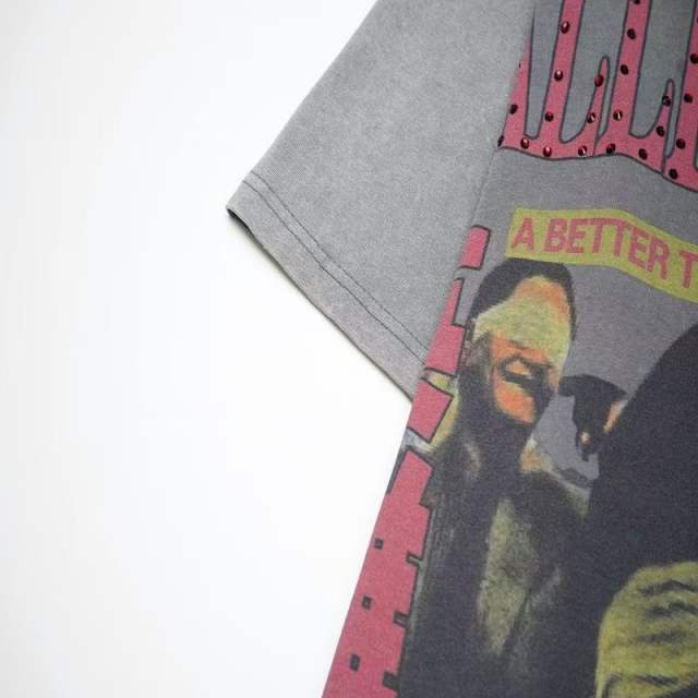 Rhinestone-Embellished A Better Tomorrow Retro Print T-Shirt 29019015