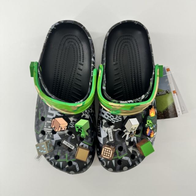 Crοcs x Minecraft Sandals