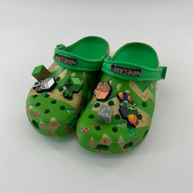 Crοcs x Minecraft Sandals