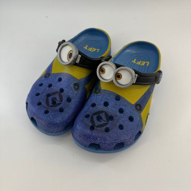 Crοcs x Minions Sandals