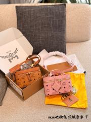 1:1 Top Quality Box Bag