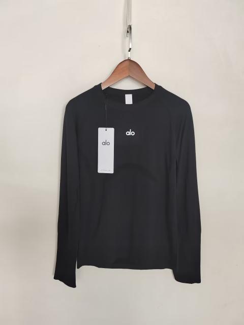 Alο Women Slim Fit Quick-Dry Long-Sleeve T-Shirt