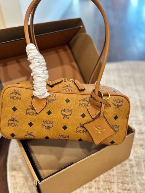 1:1 Top Quality Crossbody Bag / Small Sling Bag