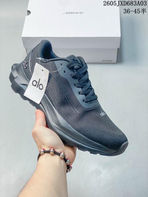 Alο Yoga Runner (US5-12)