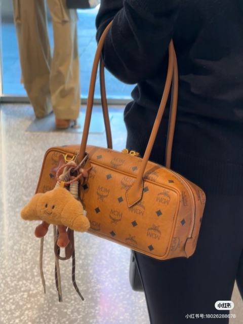 1:1 Top Quality Crossbody Bag / Small Sling Bag