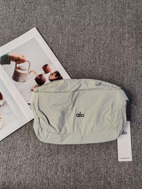 Alο Casual Chest Sling Bag