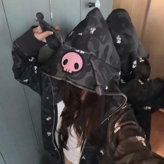 [Best Quality] 1:1 BAPE x Kuromi Sanrio Full Zip Hoodie