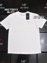 A Embroidered Logo Basic T-Shirt