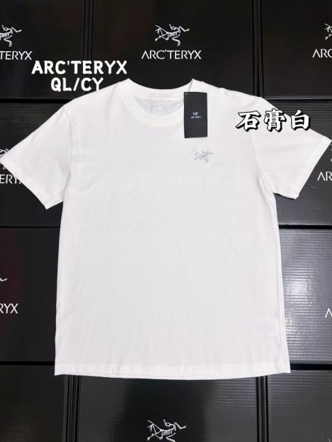 A Embroidered Logo Basic T-Shirt