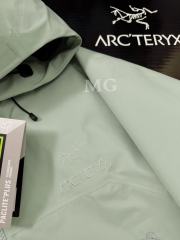N100p-X3L GORE-TEX Pro Waterproof Jacket