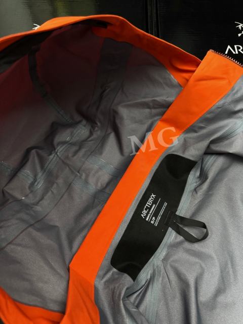 N100p-X3L GORE-TEX Pro Waterproof Jacket