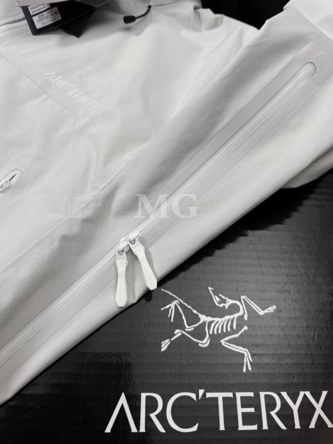 N100p-X3L GORE-TEX Pro Waterproof Jacket