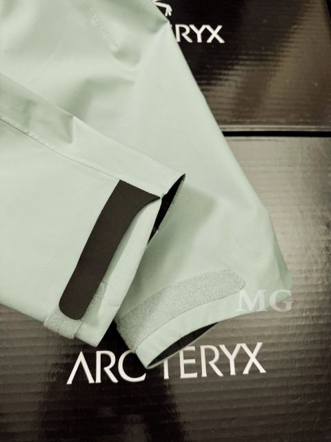 N100p-X3L GORE-TEX Pro Waterproof Jacket