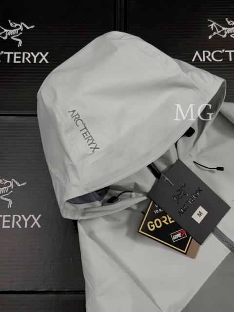 N100p-X3L GORE-TEX Pro Waterproof Jacket