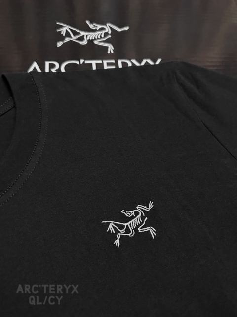 A Embroidered Logo Basic T-Shirt