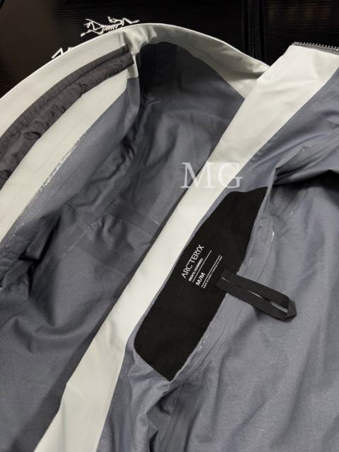 N100p-X3L GORE-TEX Pro Waterproof Jacket