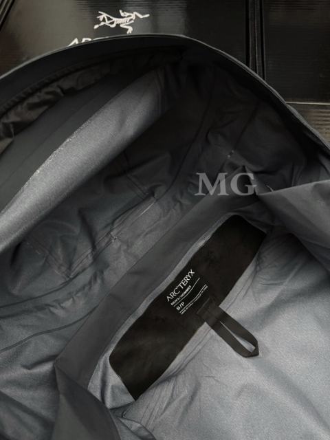 N100p-X3L GORE-TEX Pro Waterproof Jacket