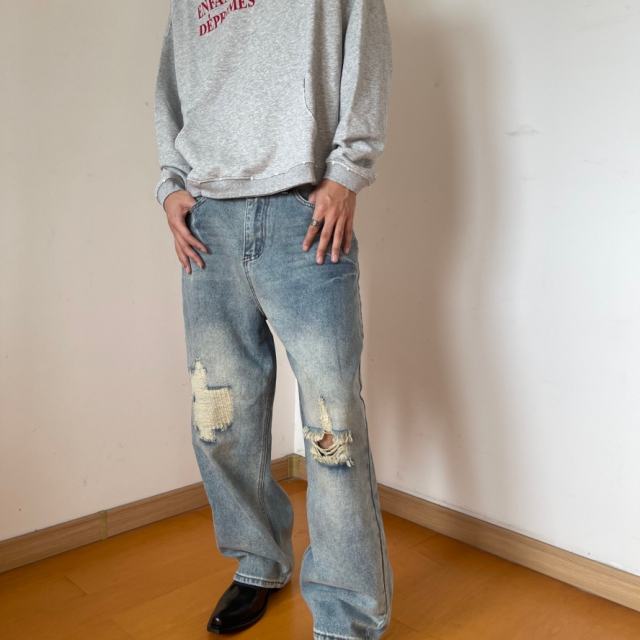 ERD Knee Light Wash Distressed Wide Leg Jeans