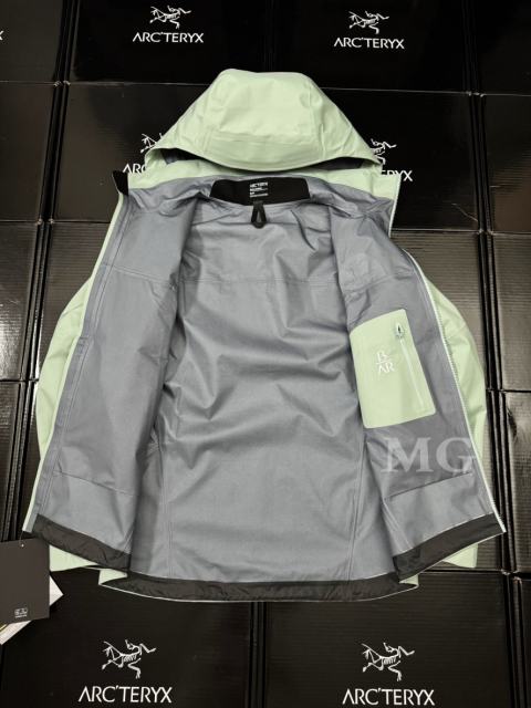 N100p-X3L GORE-TEX Pro Waterproof Jacket