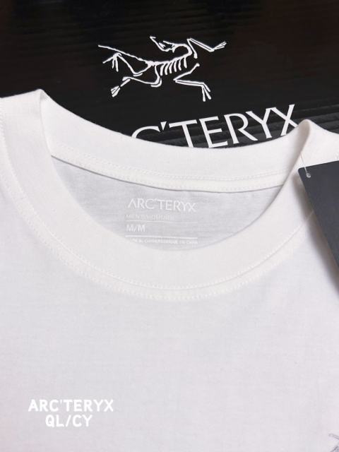 A Embroidered Logo Basic T-Shirt