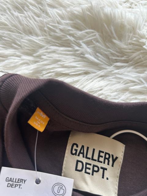 [Special Offer] Gallery Dept T-Shirt M
