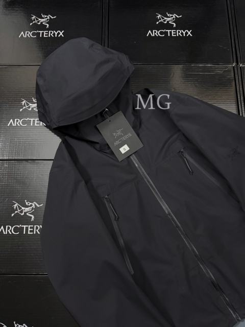 Alpha LT GORE-TEX Waterproof Jacket