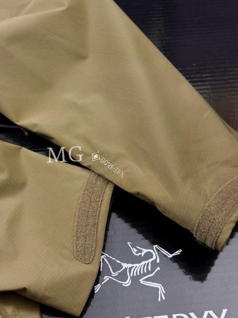 Alpha LT GORE-TEX Waterproof Jacket