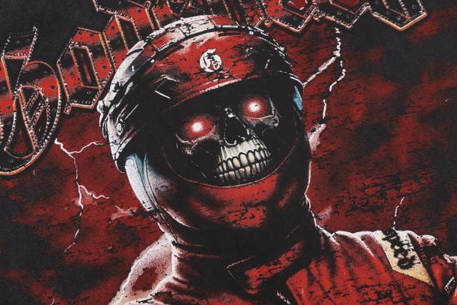 Racing driver skull hot-fix Gothic font black vintage short-sleeved T-shirt 29051372