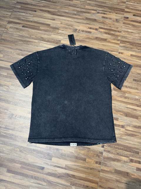 Blindfolded Cupid Angel Rhinestone-decorated Distressed T-shirt 2 colors 29051377