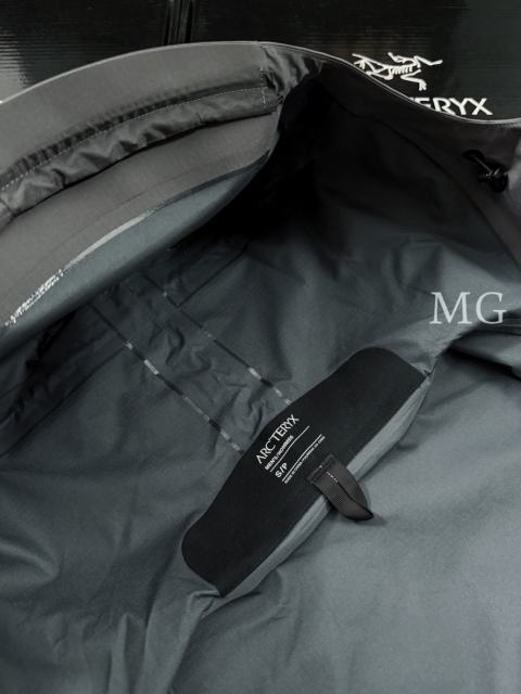 Alpha LT GORE-TEX Waterproof Jacket